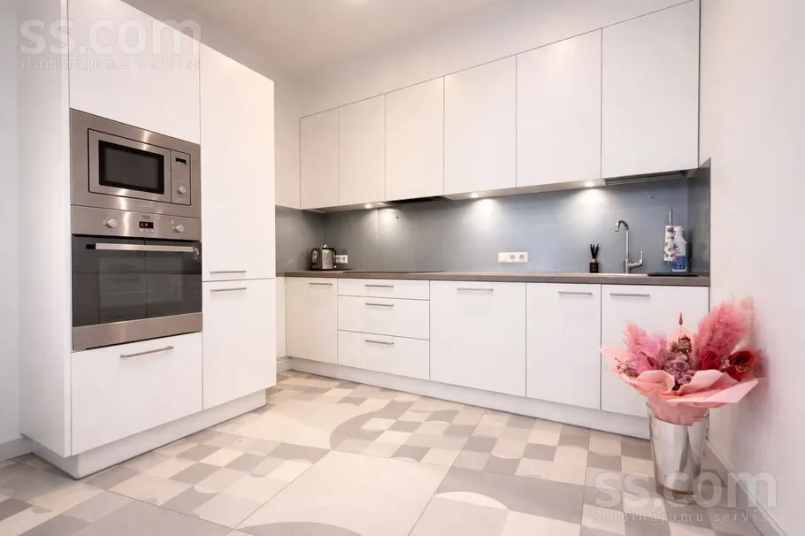 Cuisine - 2-Bedroom Apartment with Park Views in Riga Centre