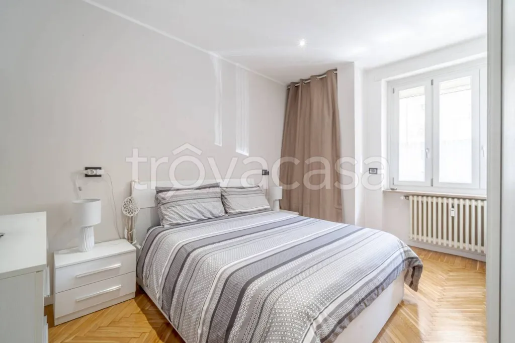 Magamistoad - Rusticated Flat with Balcony in Torino