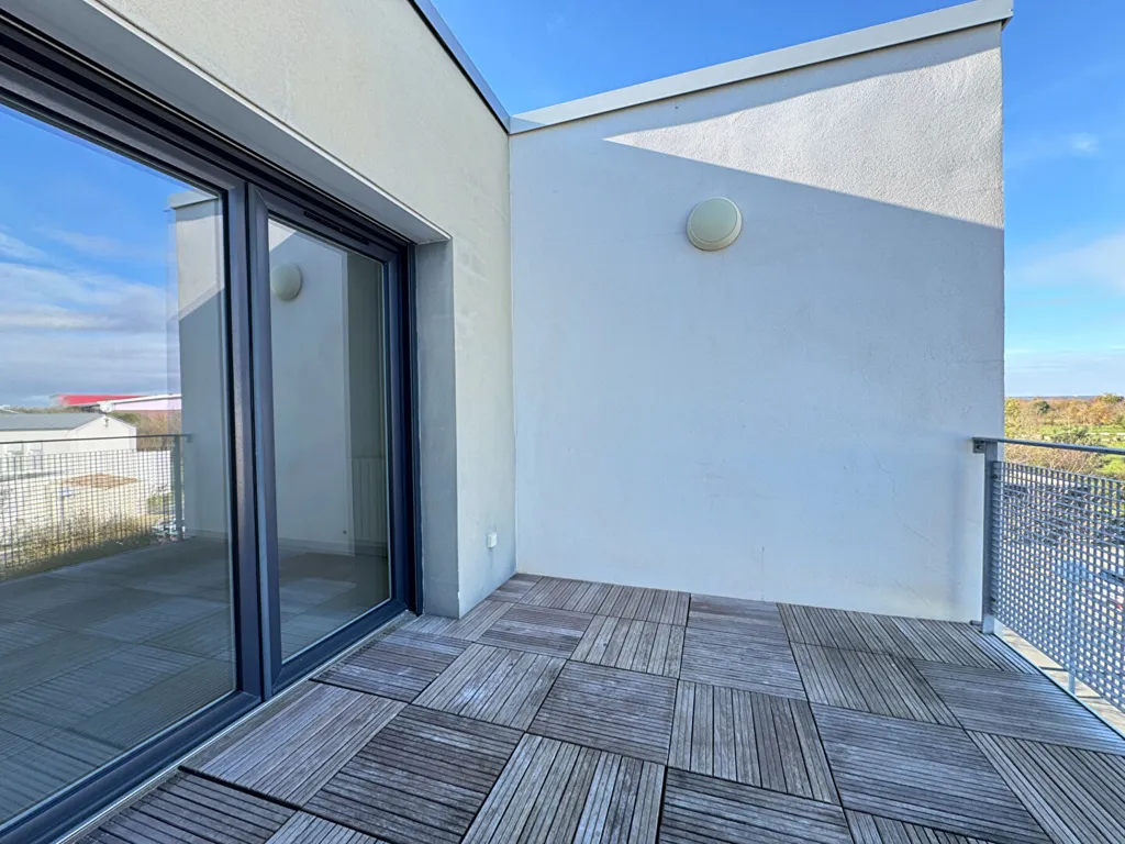Rõdu - 3-Bed Apartment with Balcony in Périgny