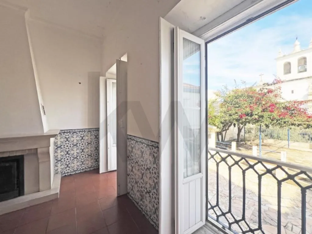 Balcon - 7-Bedroom House in Santarém's Historic Centre