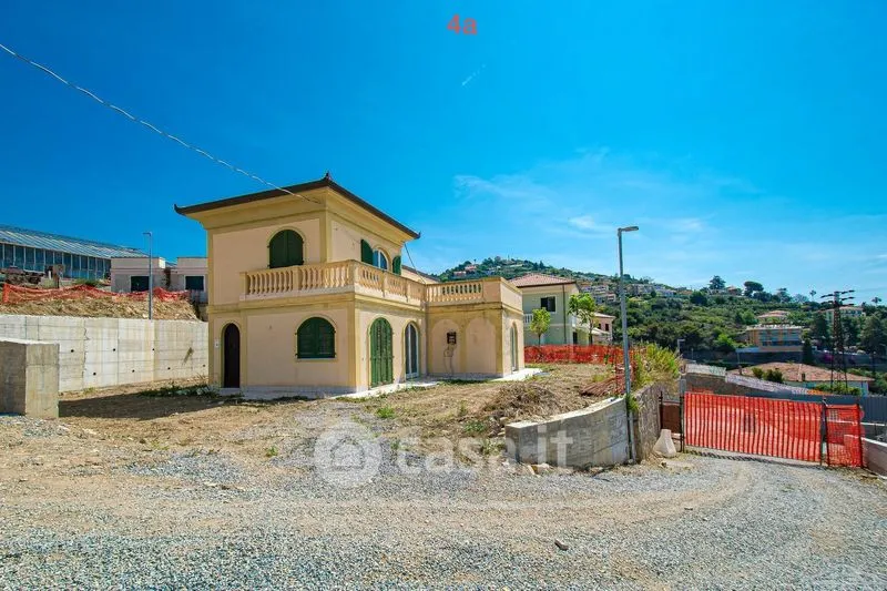 Esterno - Villa with Balcony in Ospedaletti