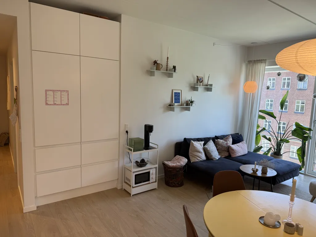 Elutuba - 4-Bed Apartment with Park View in Aros Åpark