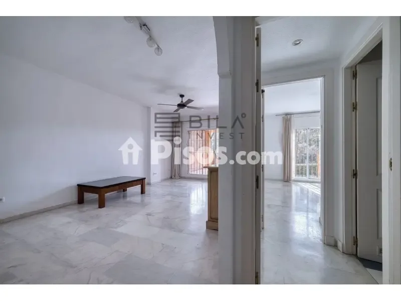 Living Room - Apartment with Private Garage in Marbella Reserve