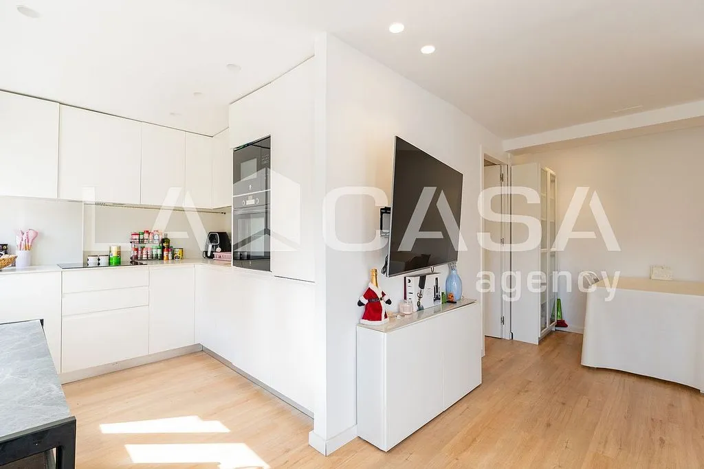 Cuisine - Student-Friendly Flat with East View in La Vega Baixa
