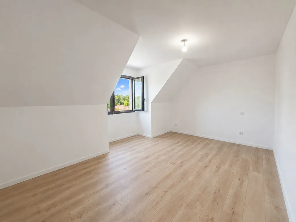 Stanze - New 6-Piece House in La Haye Malherbe