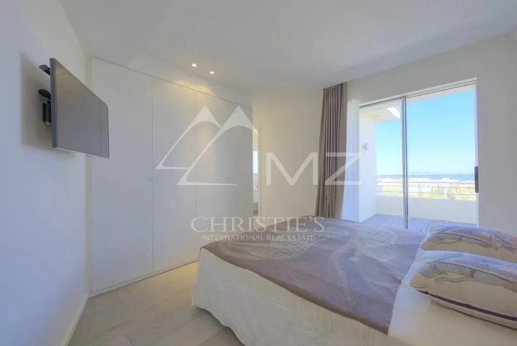Chambres - Penthouse Unique avec Vue Panoramique sur la Croisette à Cannes