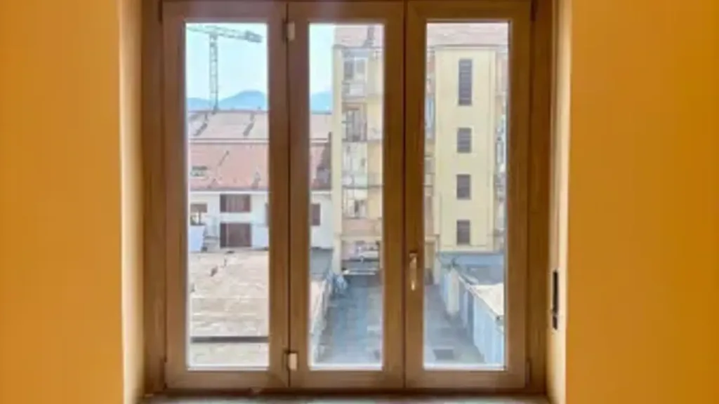 Pièces - Modernised 2-Bed Flat with Balcony in Pinerolo