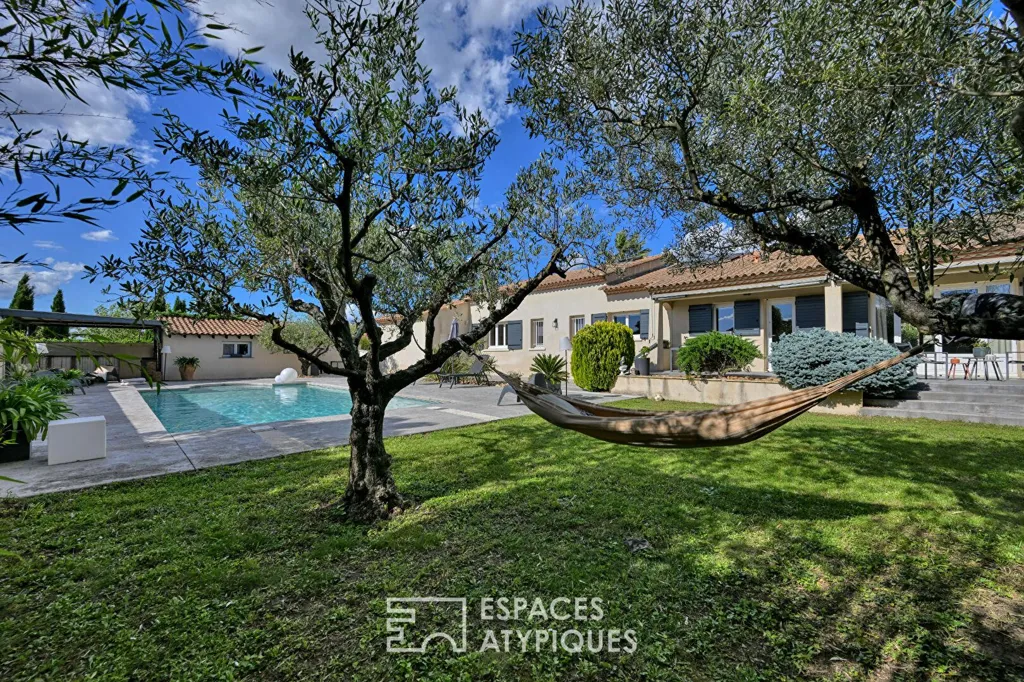 Garden - Renovated House with Pool and Studio in Caissargues
