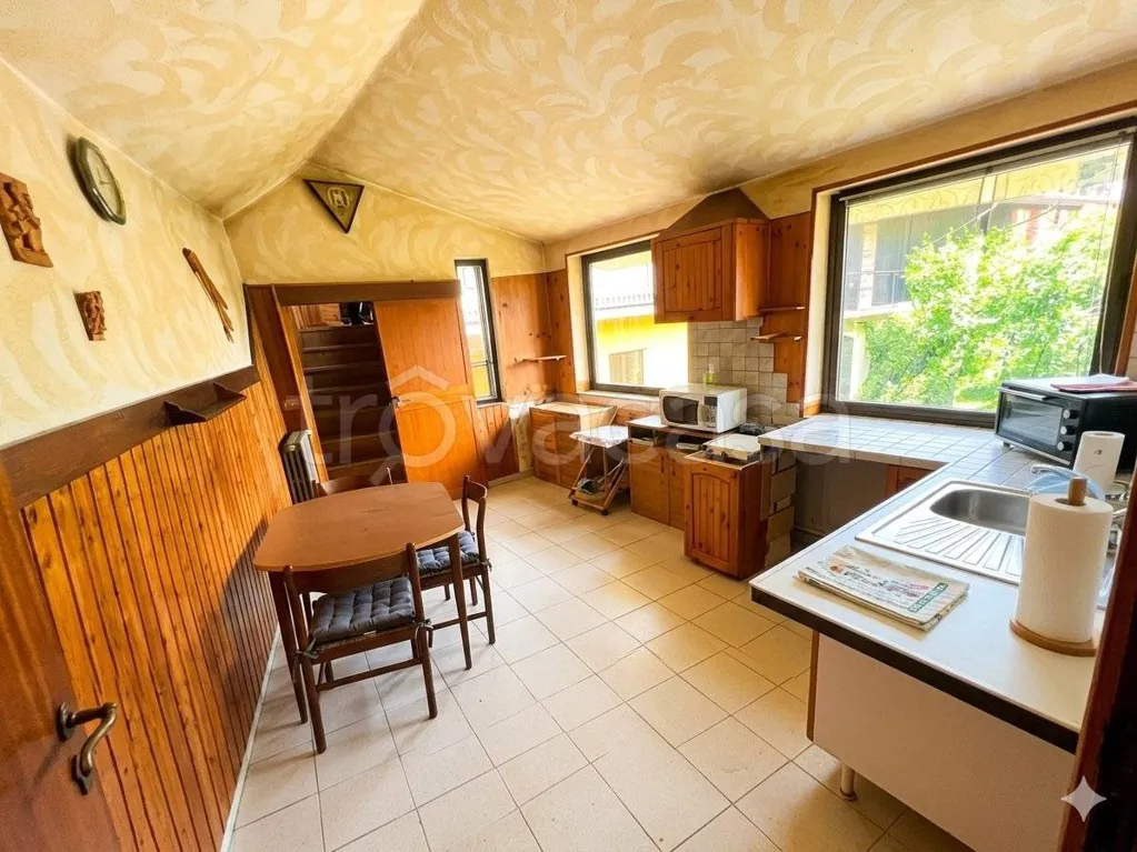 Cuisine - Cascina with Private Garden in Roletto