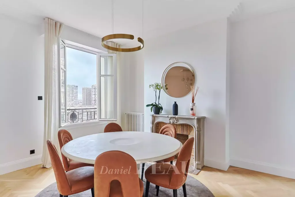 Söögituba - Art Deco Flat with Views in Paris 16ème