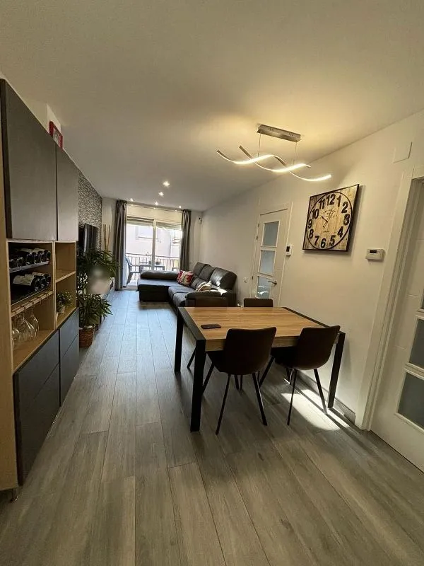 Salle à manger - Apartment with Balcony in Torredembarra Centre