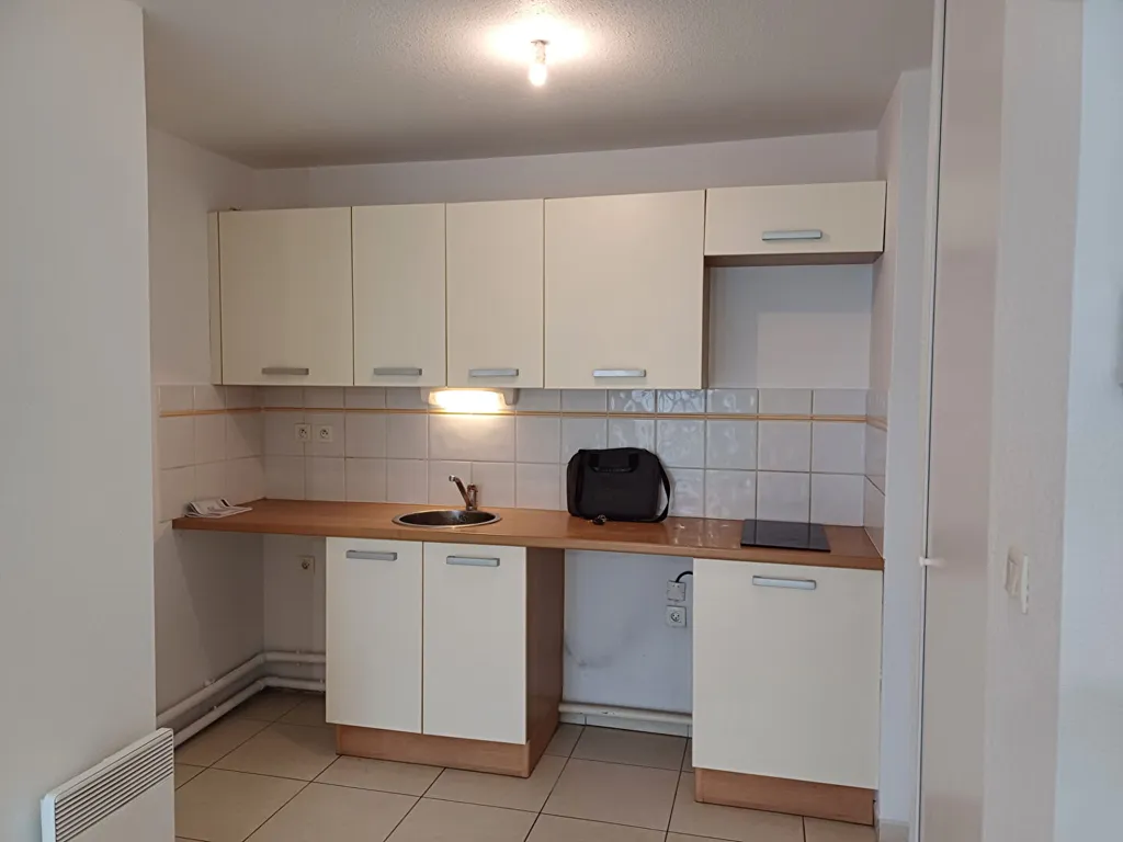 Köök - 2-Bedroom Apartment with Intercom in Sète Centre