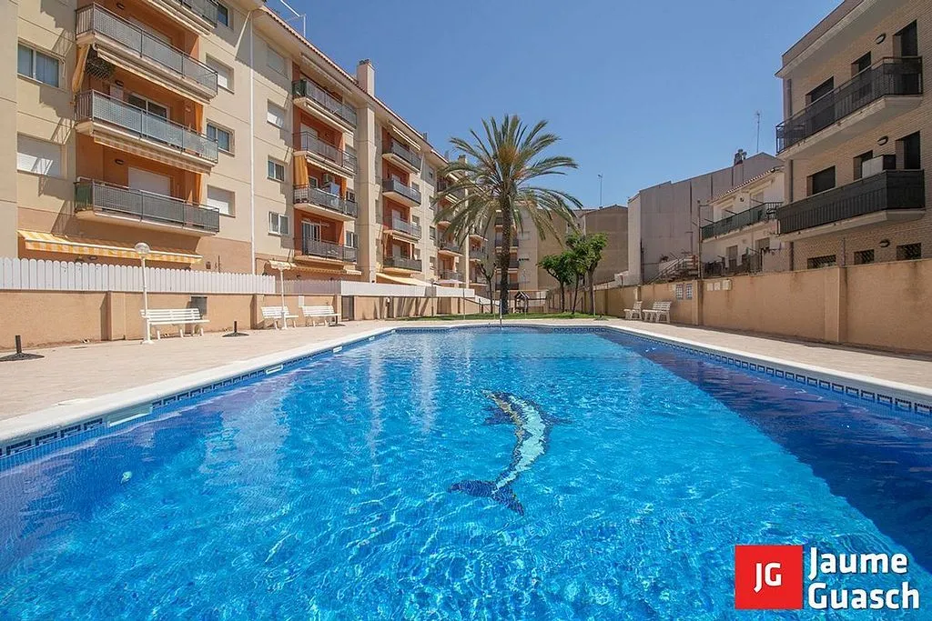 Bassein - Apartment with Pool in Centre Torredembarra