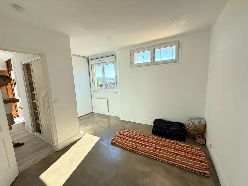 Camere da letto - Bright Flat with West View in Frejus Centre