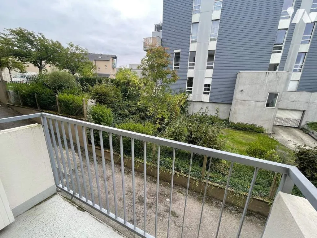 Balcon - Appartement avec balcon et garage à Rennes