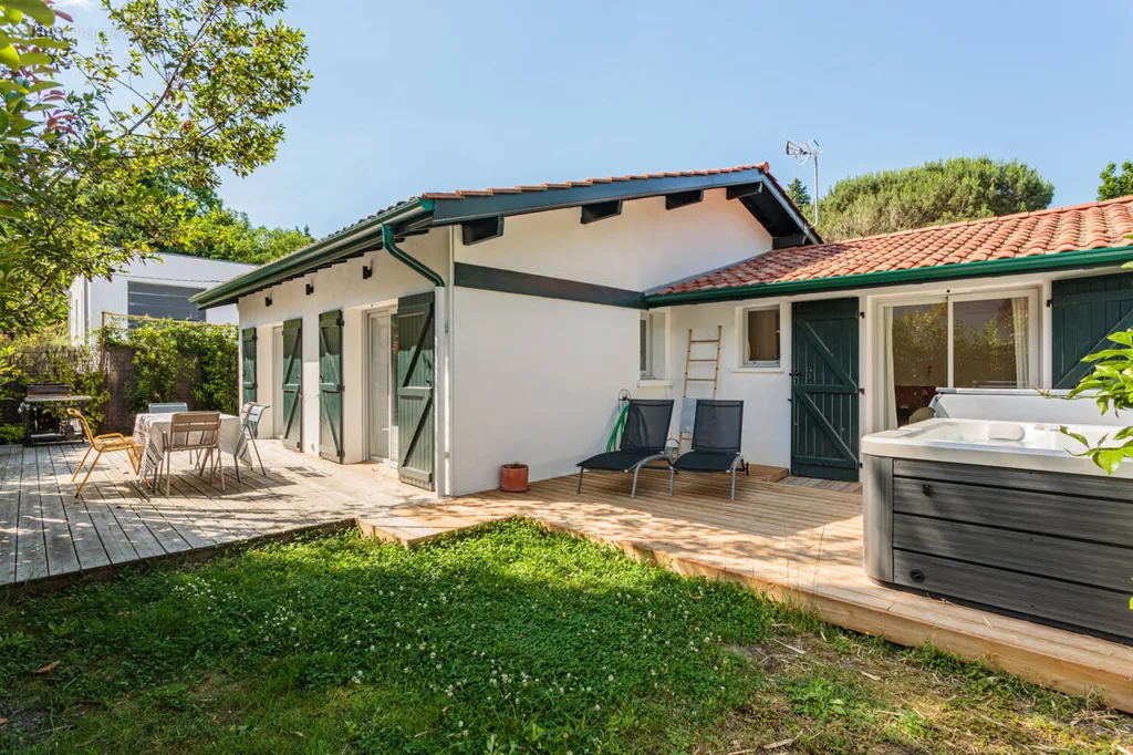 Terrasse - Maison 4 pièces à Biarritz