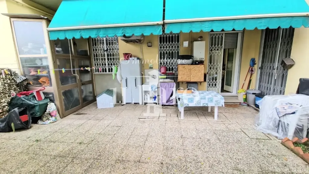 Terrasse - Rear Garden Flat in Central Campi Bisenzio