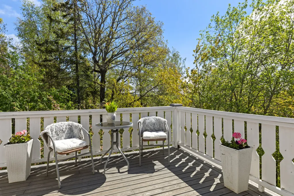 Terrasse - Villa with Mountain Terrace View in Tyresö Brevik