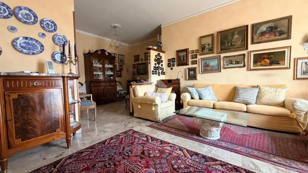 Soggiorno - Trilocale with Balcony in Brescia