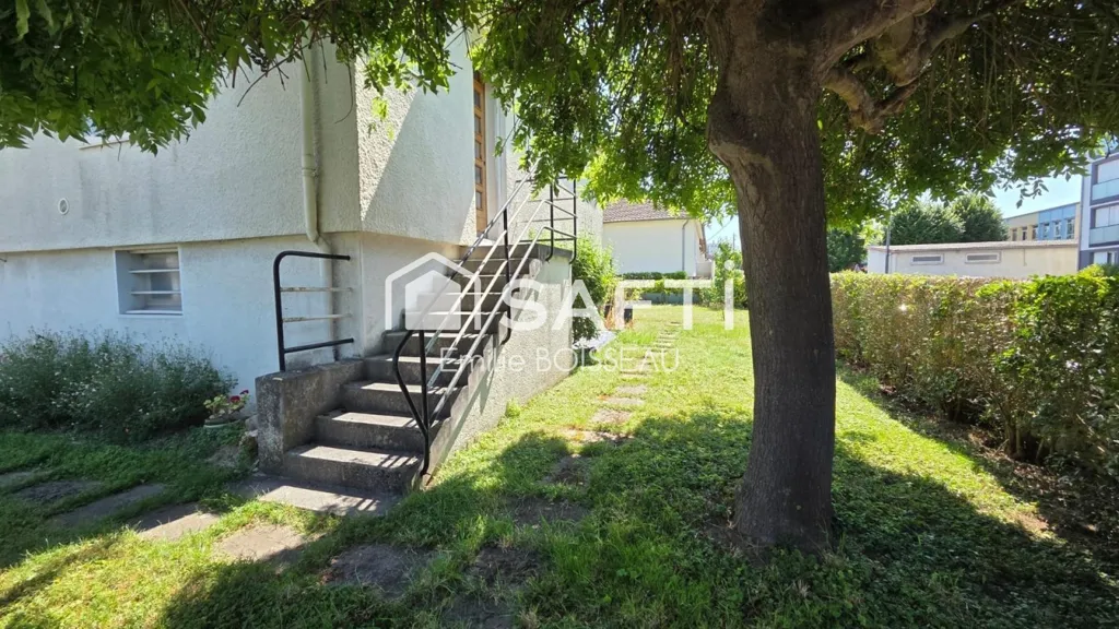 Jardin - Maison de Plain-Pied avec Jardin à Tinqueux