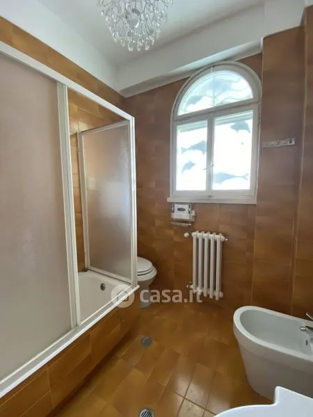 Bathrooms - Apartment with Private Courtyard in Riccione