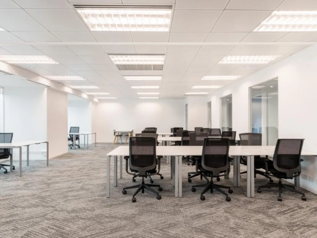 Bureau - Office Space with Flexible Options on Avenida da Liberdade, Lisbon