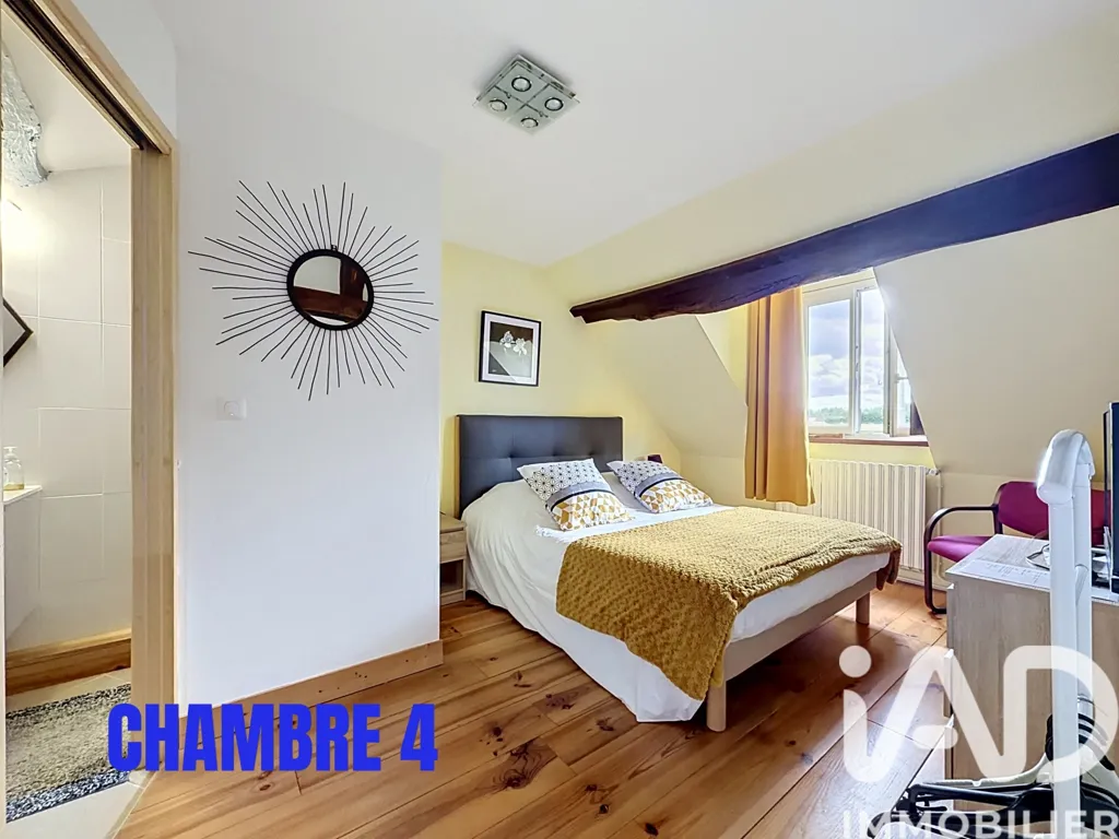 Chambres - Maison avec Dépendances et Terrain à Cheverny