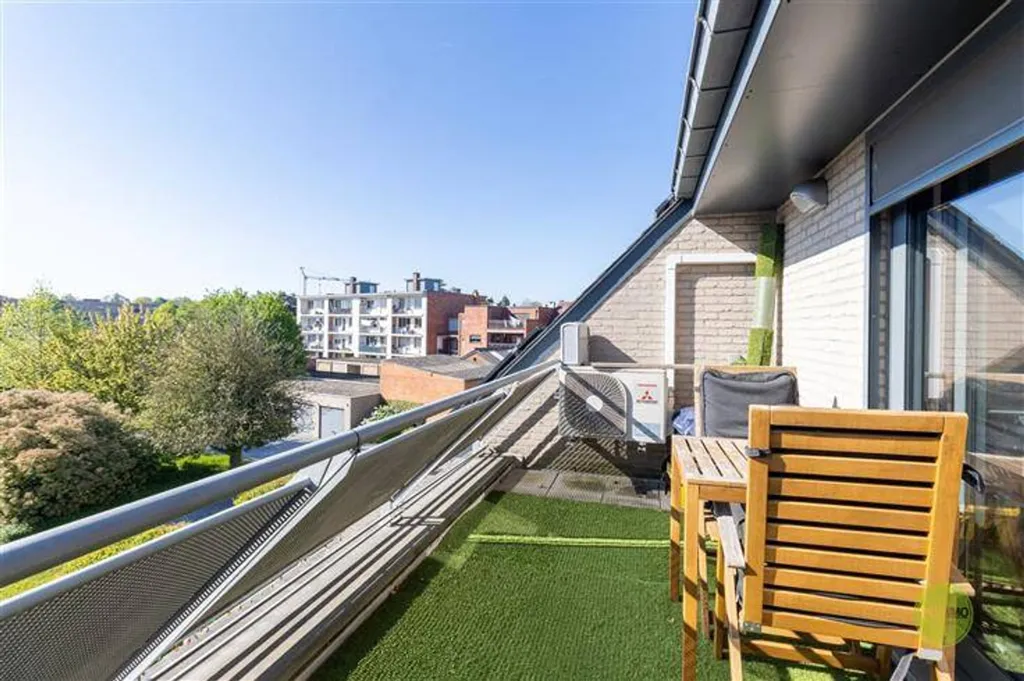 Balcon - Appartement avec Terrasse et Piscine Solaire à Tessenderlo