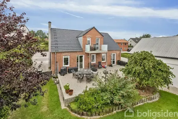 Vue aérienne - Modernised Red Brick Villa in Ø Alling