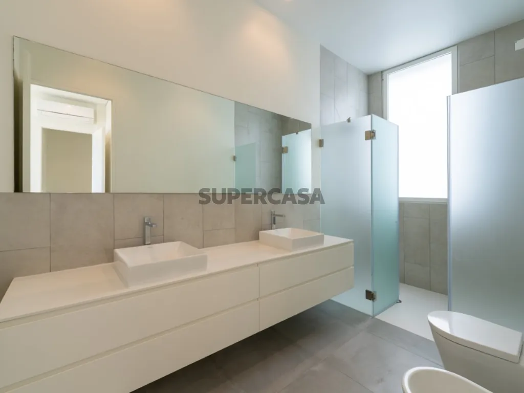 Vannitoad - Contemporary Villa with Pool in Estoril