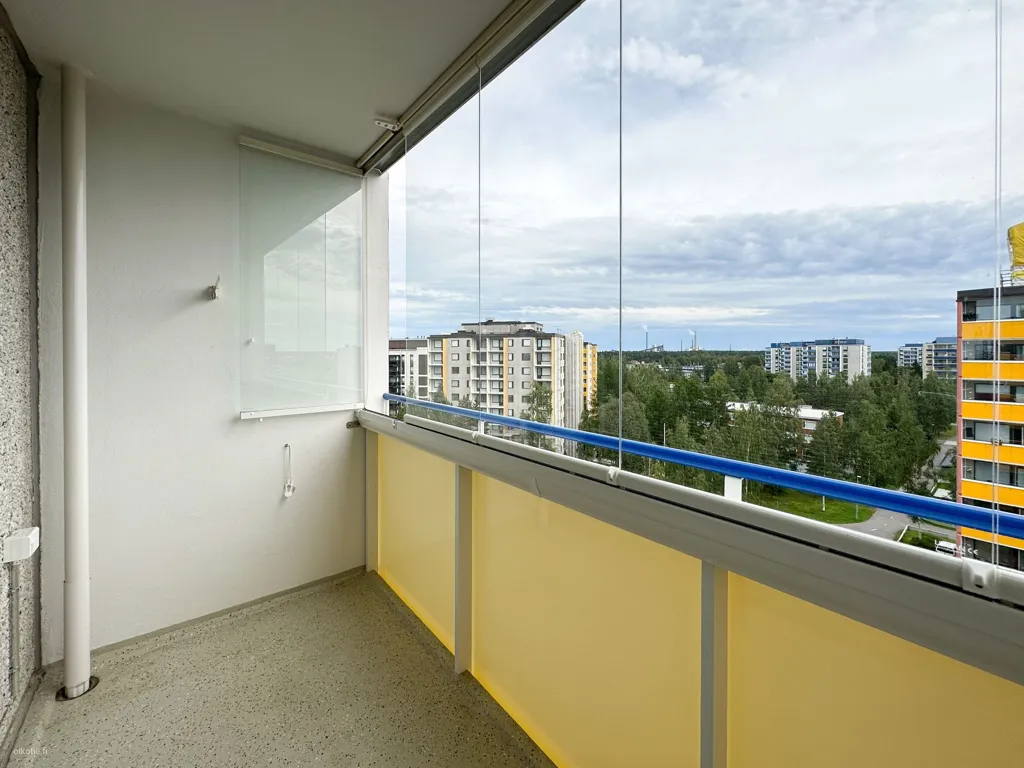 Balcone - Spacious Apartment with Balcony in Oulu