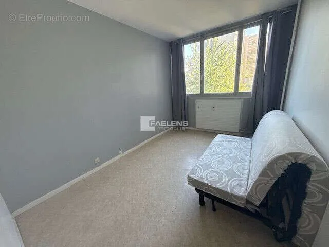 Chambres - Appartement T3 avec Parking à Lille Vauban