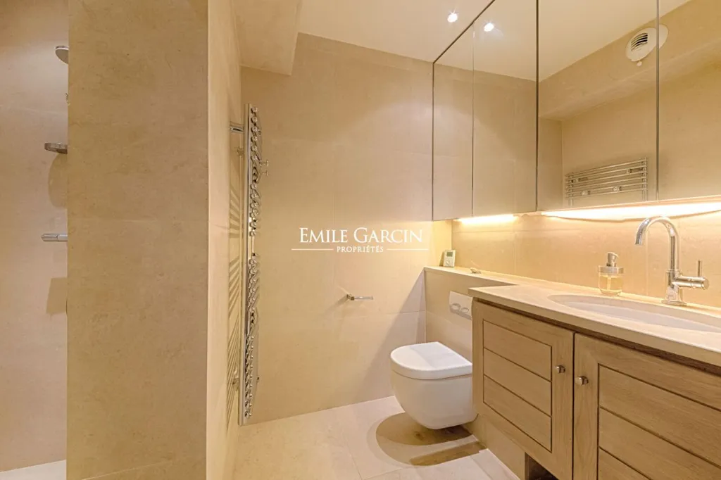 Salles de bain - Villa Luxueuse avec Piscine à Ramatuelle