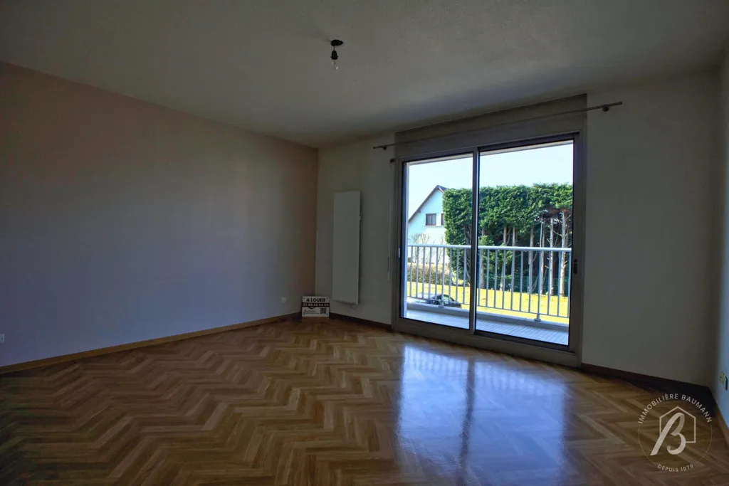Chambres - Appartement 2 Pièces avec Balcon à Lingolsheim