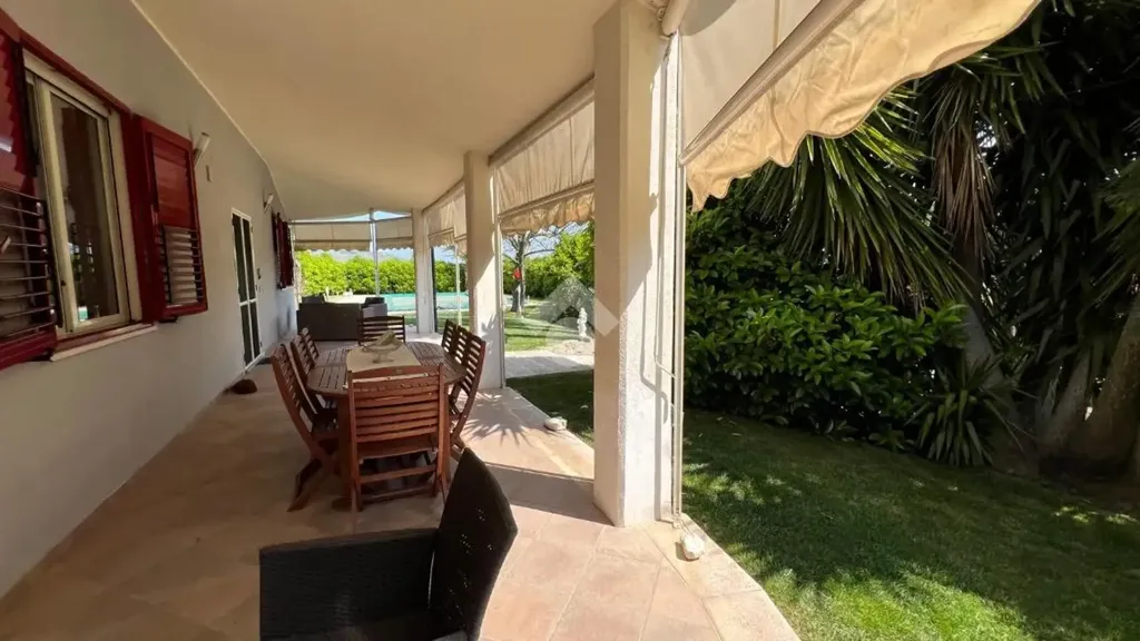 Terrass - Villa with Pool in Pergusa, Enna