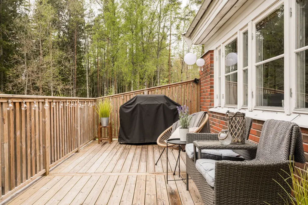 Terrasse - Terraced House with Corner Plot in Forshaga