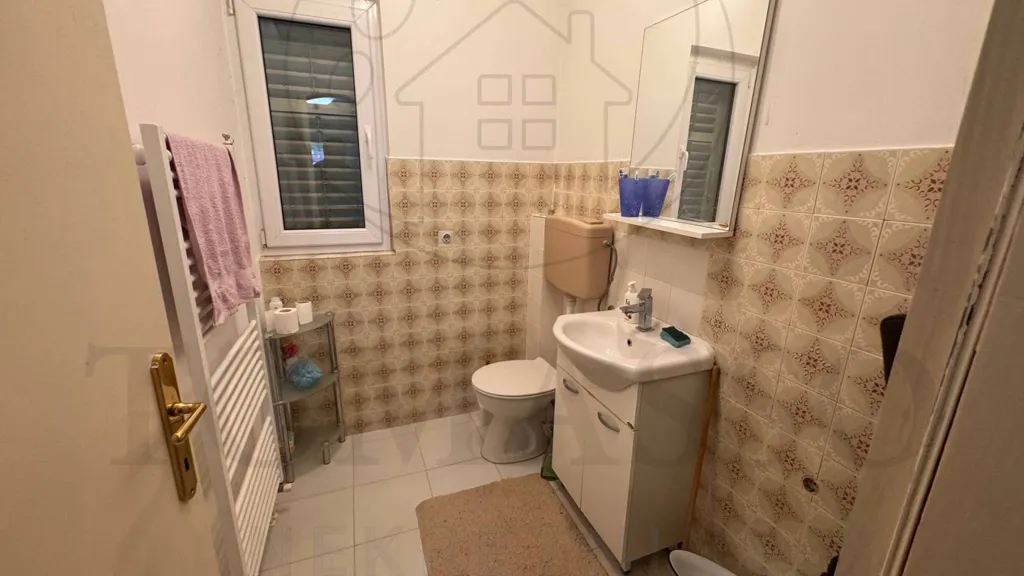 Bagni - 4-Bedroom House with Balcony near Tuhelj