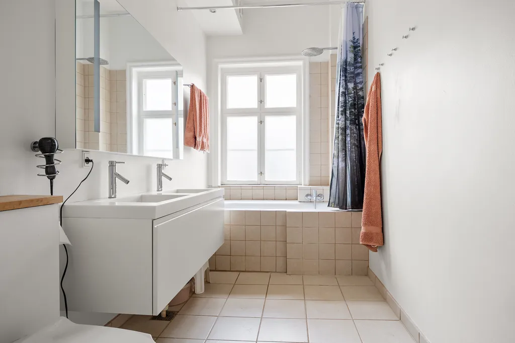 Salles de bain - Appartement 4 pièces à Birkerød