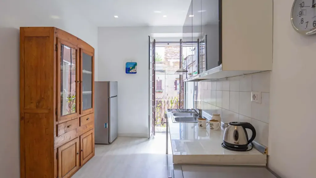 1-room apartment in IT