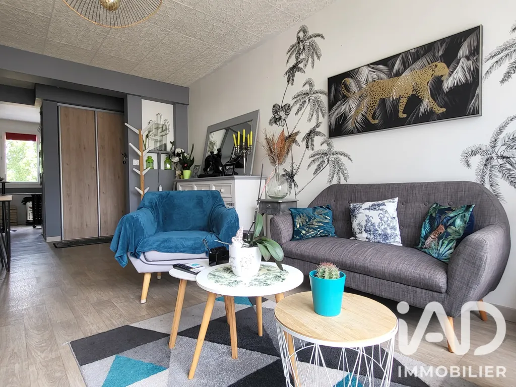 Séjour - Appartement avec Parking et Cave à Rezé