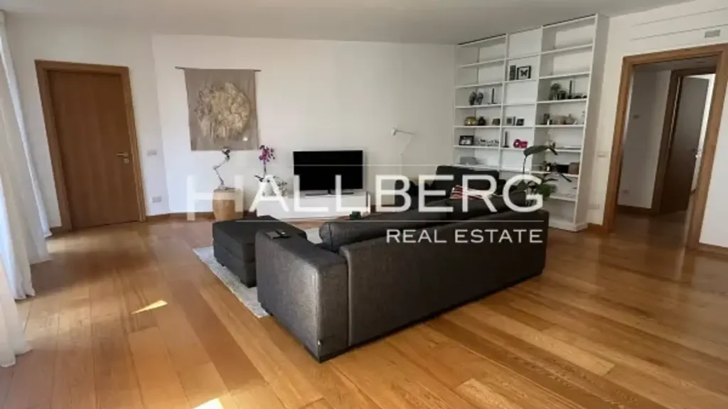 Séjour - Fully Furnished Apartment in Milan's Five Streets