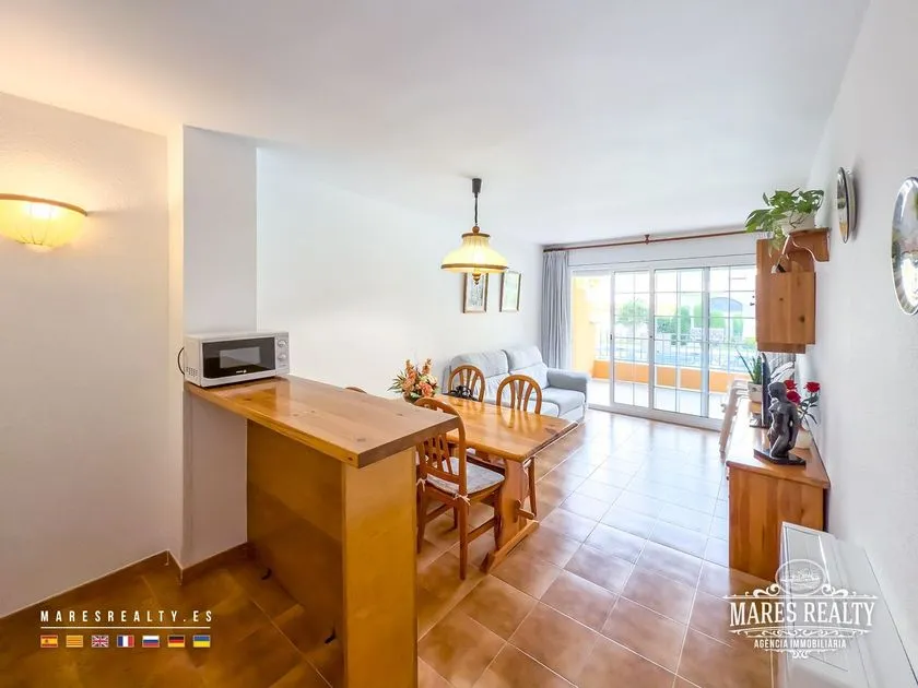 Salle à manger - Seafront Apartment with Terrace in Empuriabrava