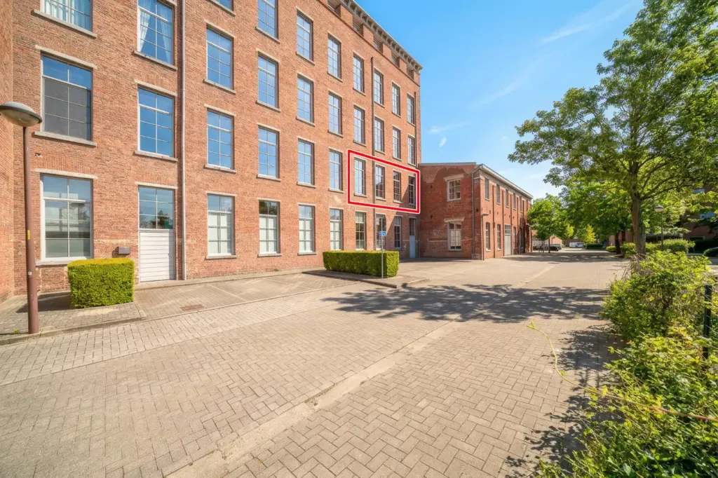 Extérieur - Loft avec Lignes Industrielles à Résidence Artic