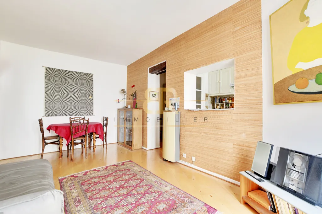 Soggiorno - Charming Flat with Courtyard View in Montparnasse