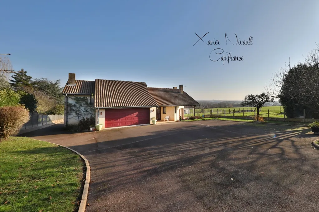 Esterno - Architect House with Garage near Mâcon