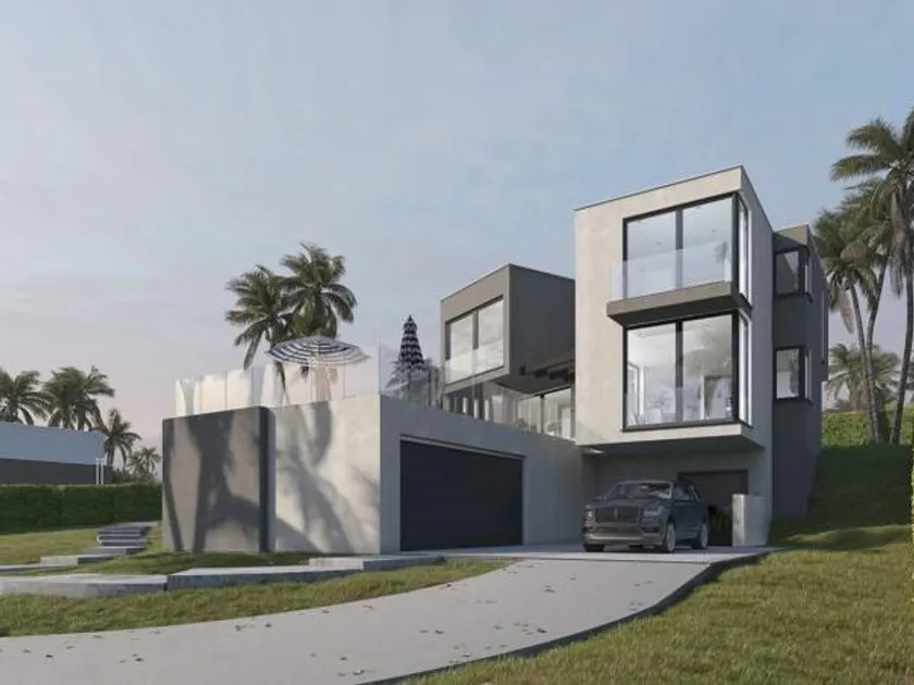 Contemporary Villa with Pool in Alcaidesa