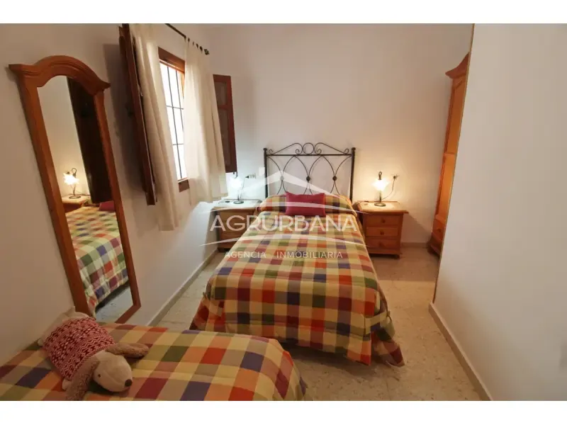 Magamistoad - Rustic Farmhouse with Fruit Trees in Órgiva