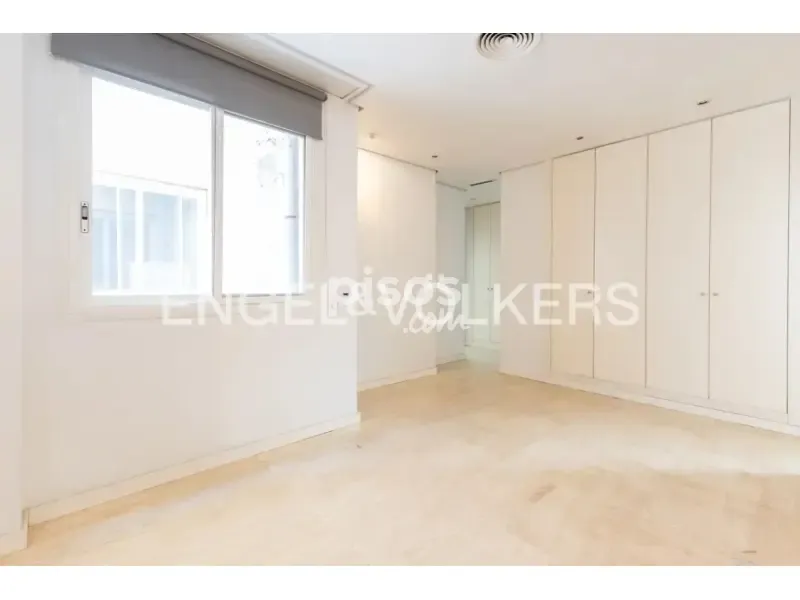 Chambres - Apartment with Balconies in Pla del Remei