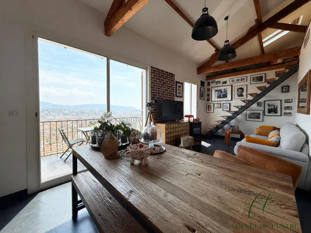 House with Sea View and Garden in Nice