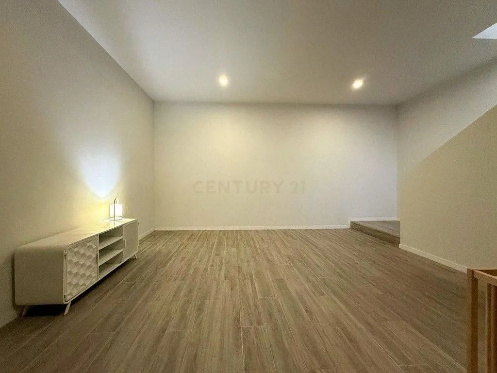 Elutuba - Terraced House with Pool in Bel Air - Cancelada